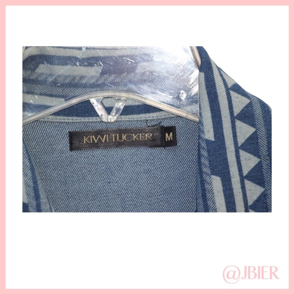 Kiwi Tucker Printed Vest - Picture 5 of 5